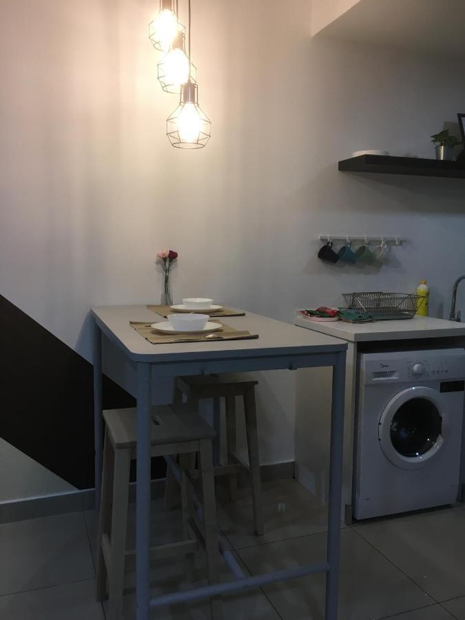 Warm Stay At Trefoil 세티아 알람 외부 사진